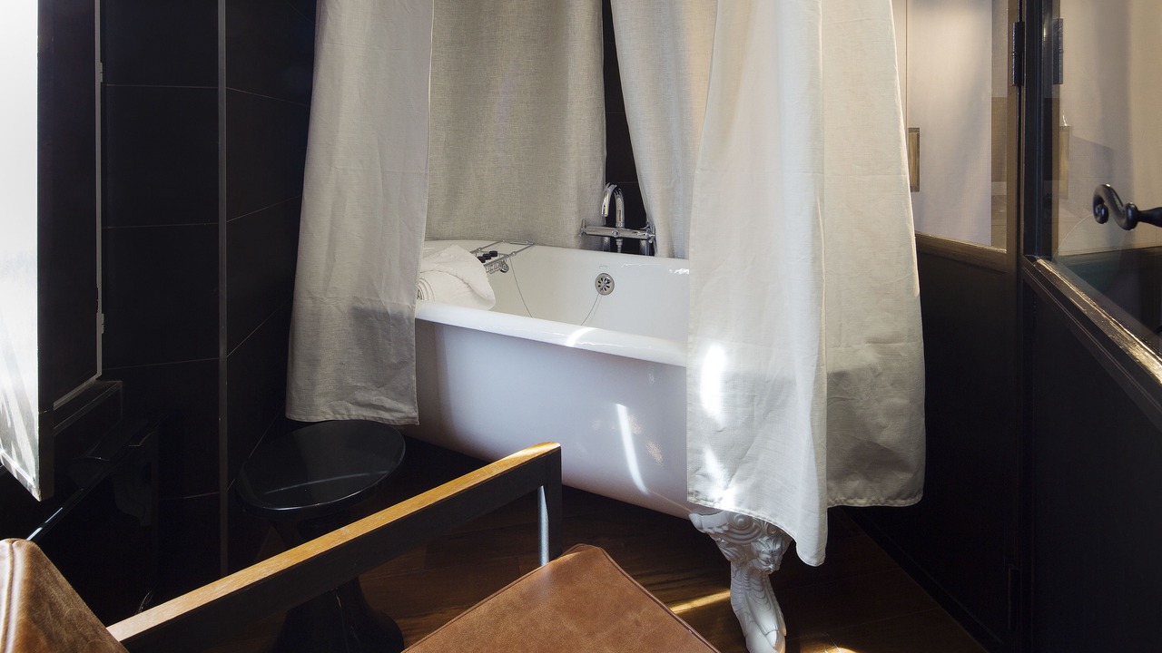 Photo of Bathroom in Notre-Dame-des-Champs