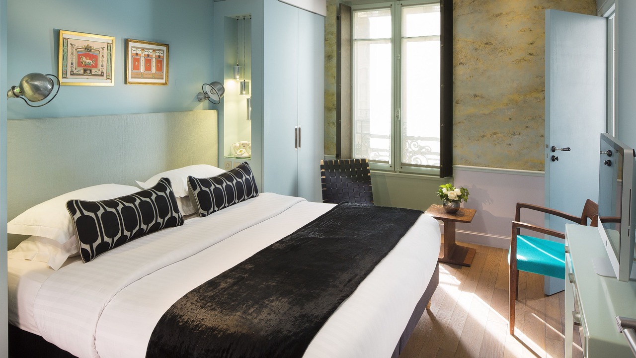 Photo of Bedroom in Notre-Dame-des-Champs