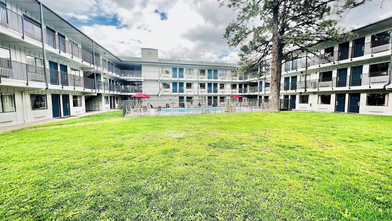Photo of Outdoor in Woodlands Village