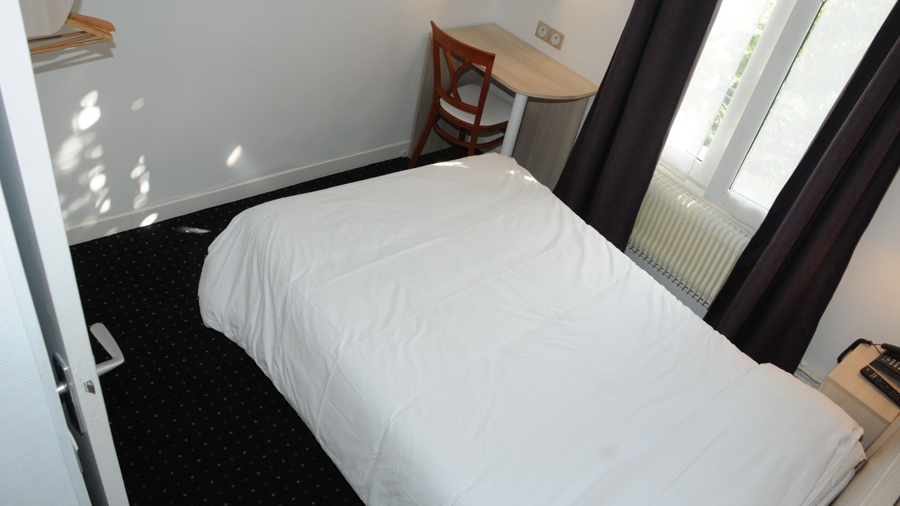 Photo of Bedroom in Malakoff