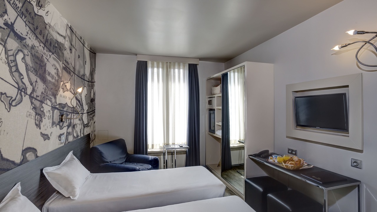 Photo of Bedroom in Puteaux