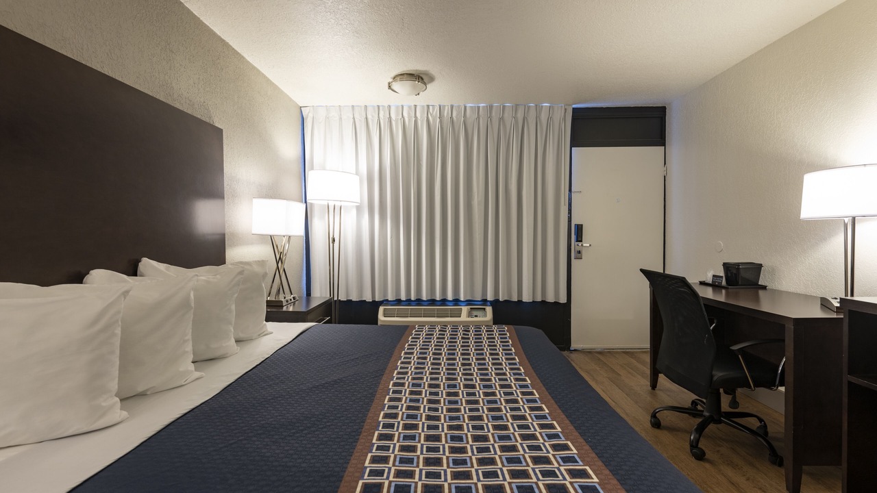 Photo of Bedroom in Florida Center