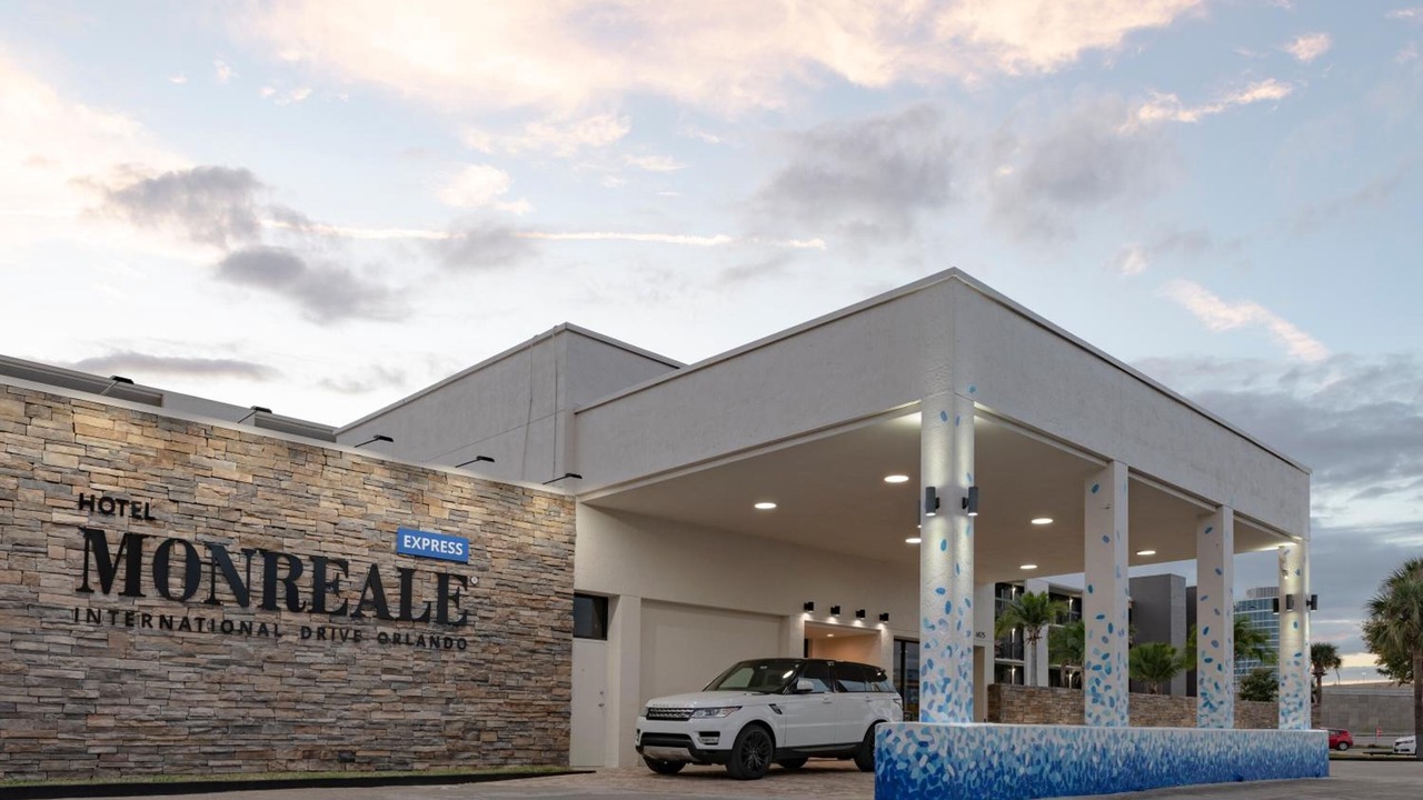 Photo of Outdoor in Florida Center