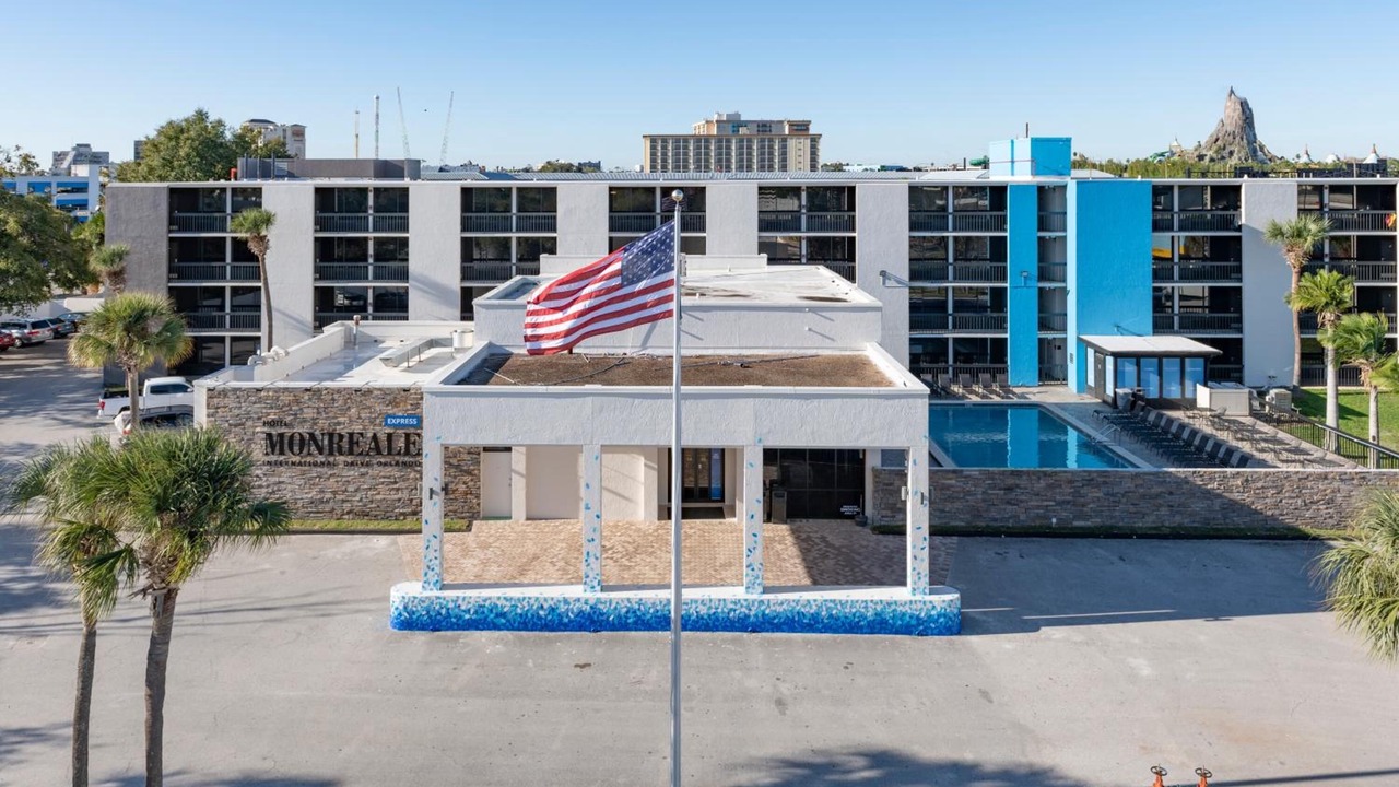 Photo of Outdoor in Florida Center