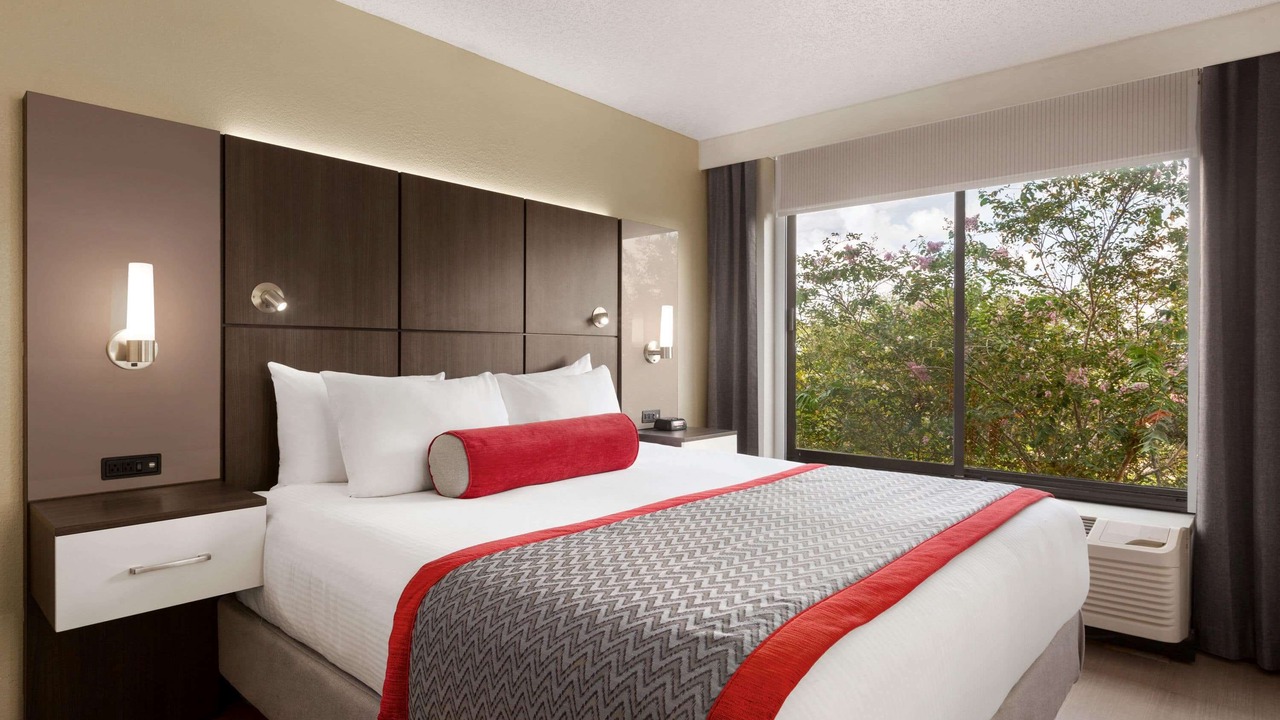 Photo of Bedroom in Airport North