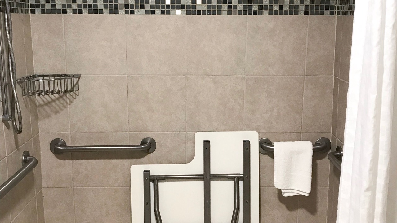 Photo of Bathroom in Airport North