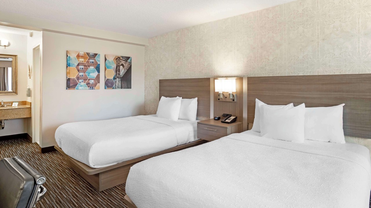 Photo of Bedroom in Rockville Centre