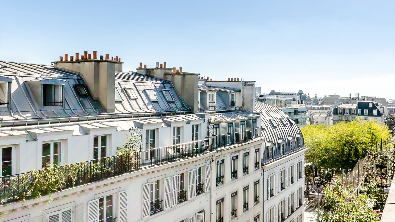 Photo of Buildings in L'Europe