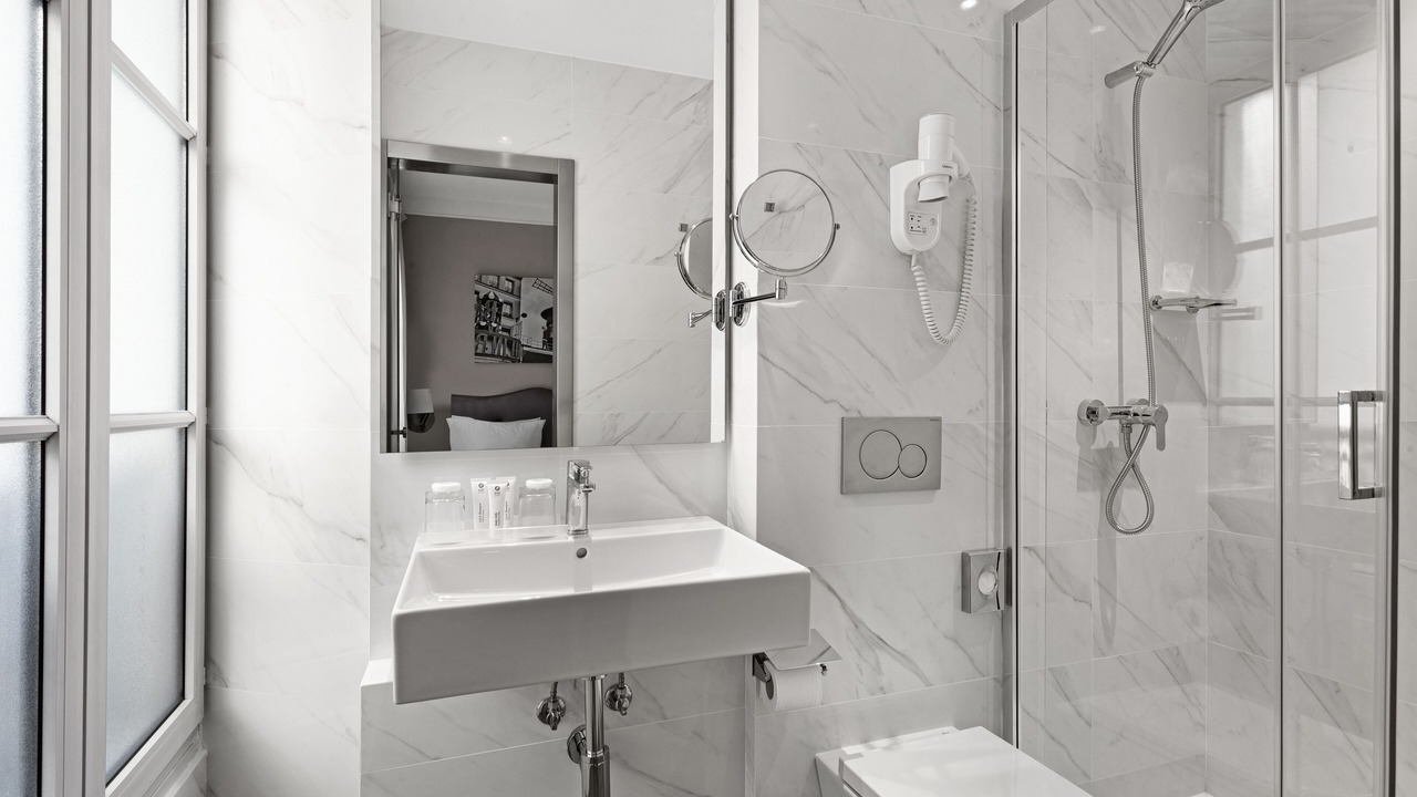 Photo of Bathroom in L'Europe