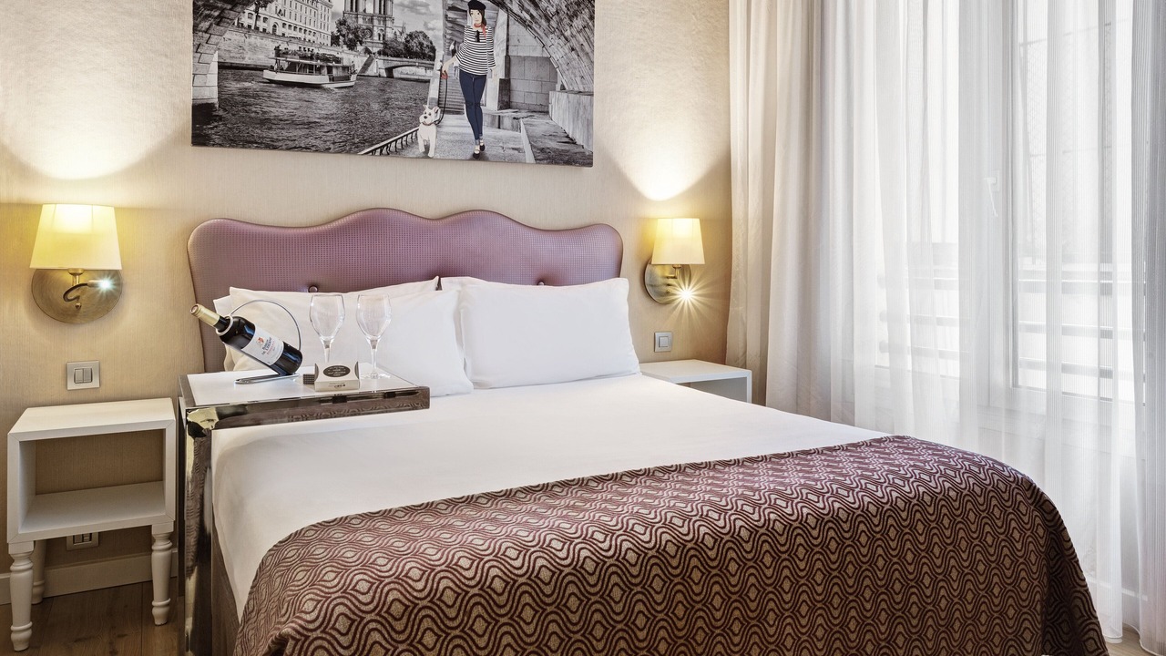 Photo of Bedroom in L'Europe
