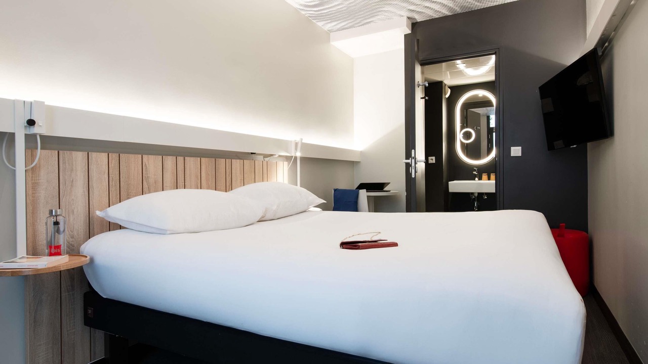 Photo of Bedroom in Quartier du Faubourg-Montmartre