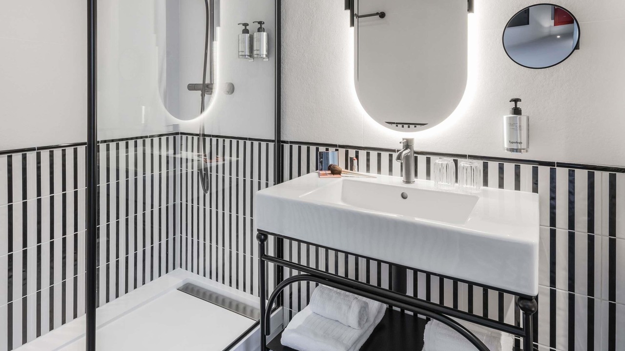 Photo of Bedroom in Quartier du Faubourg-Montmartre