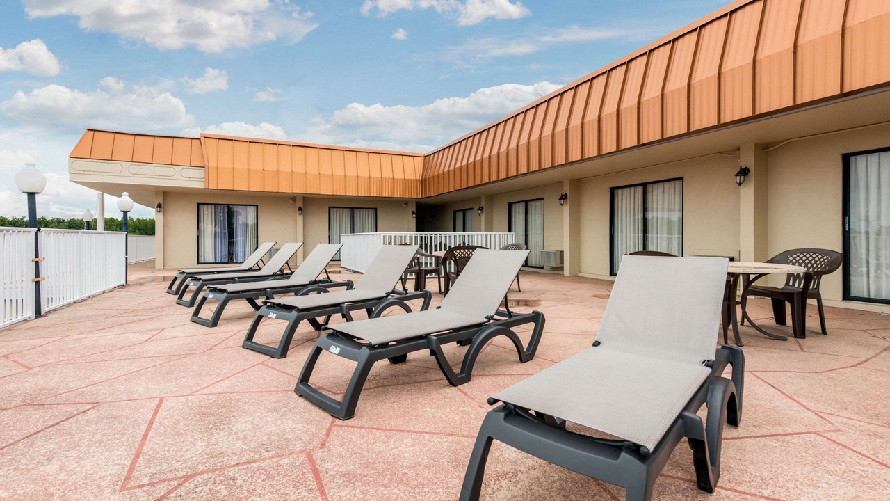 Photo of Outdoor in Tarpon Springs