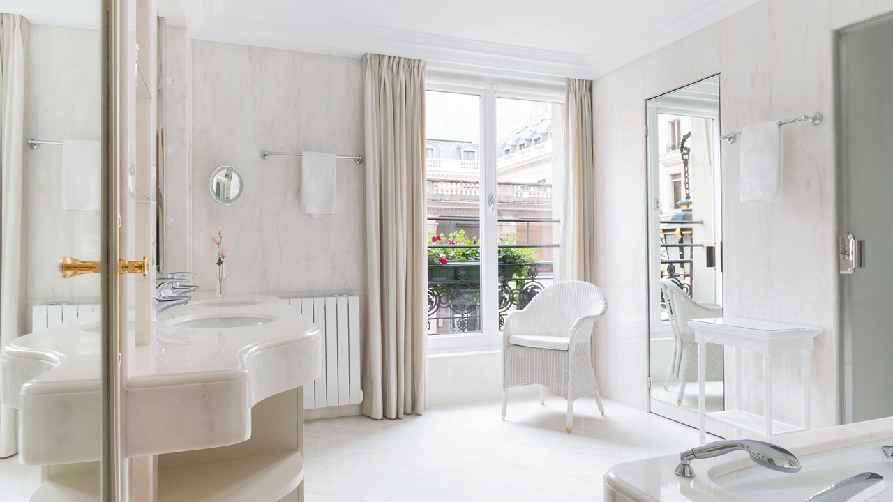 Photo of Bathroom in 8th Arrondissement