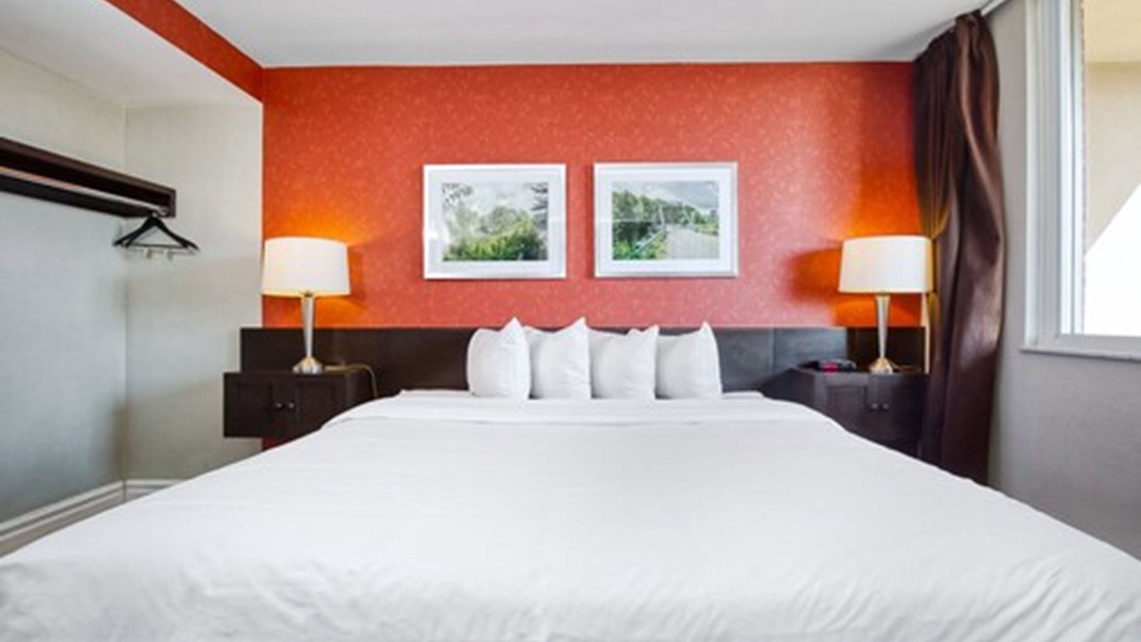 Photo of Bedroom in Church and Wellesley