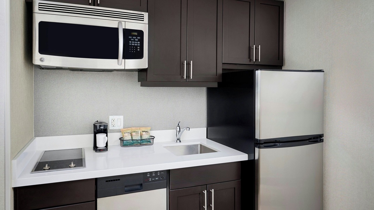 Photo of Kitchen in Airport Corporate