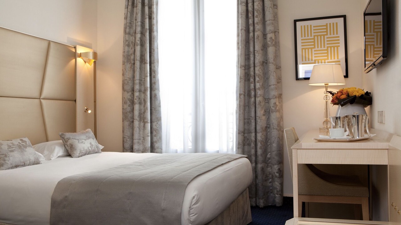 Photo of Bedroom in L'Europe