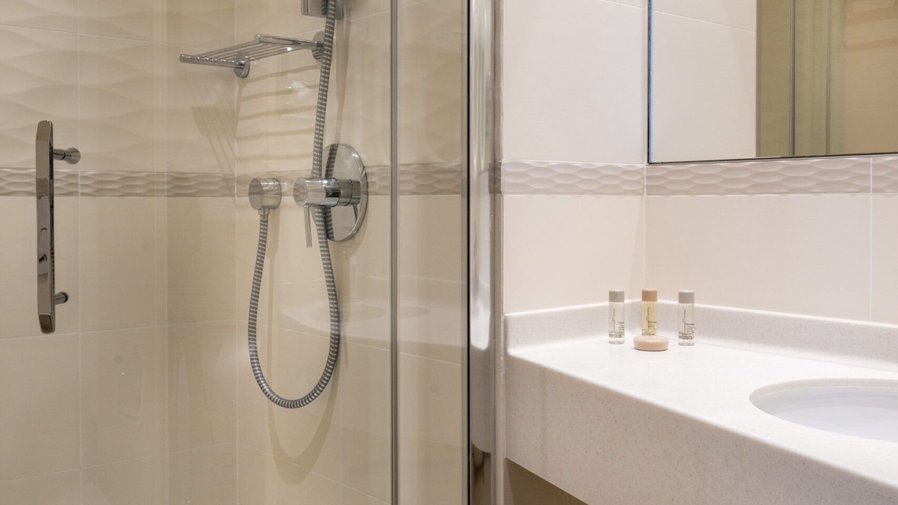 Photo of Bathroom in L'Europe