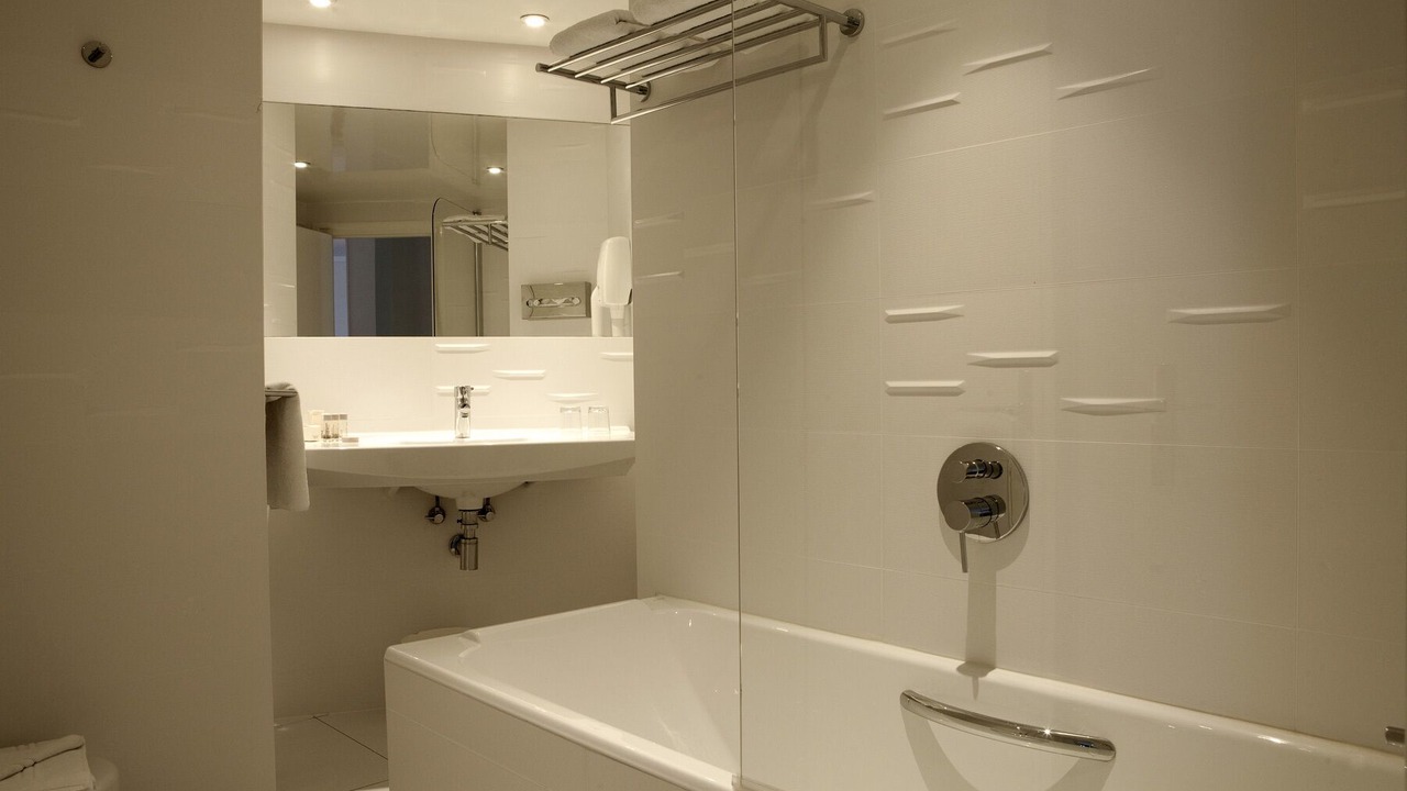 Photo of Bathroom in L'Europe