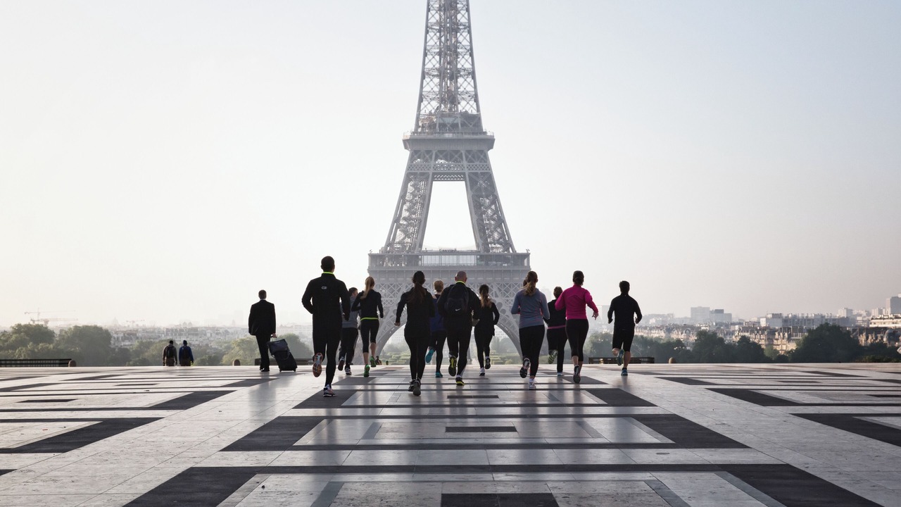 Photo of Others in Champs-Elysees