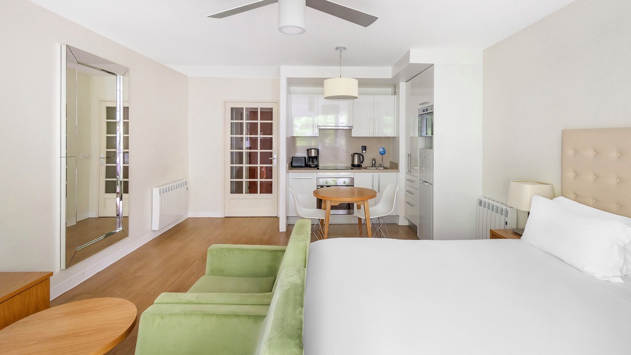 Photo of Bedroom in Diderot