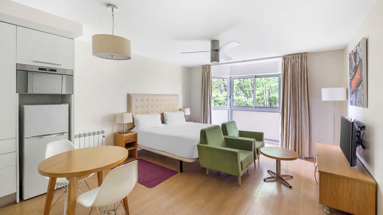 Photo of Bedroom in Diderot