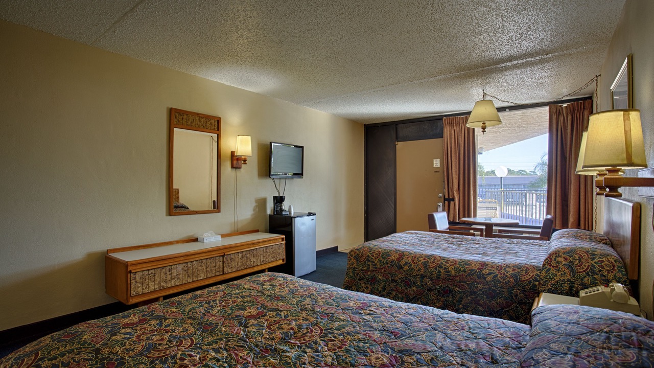Photo of Bedroom in Tarpon Springs