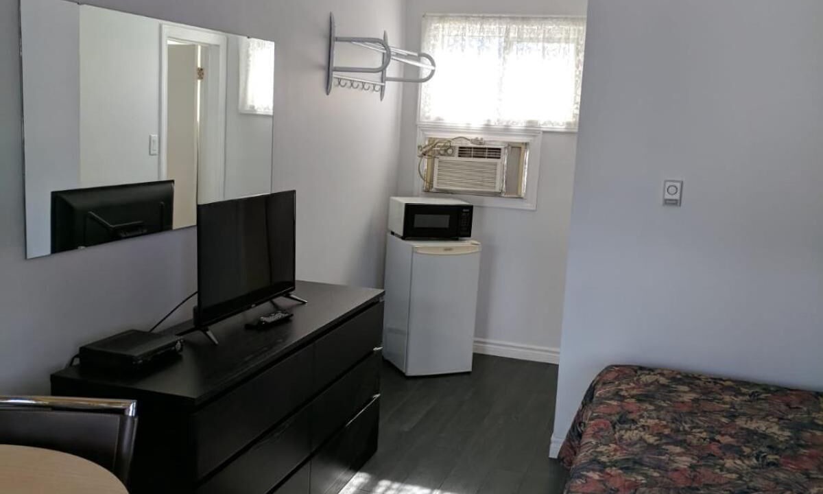 Photo of Livingroom in Kingston