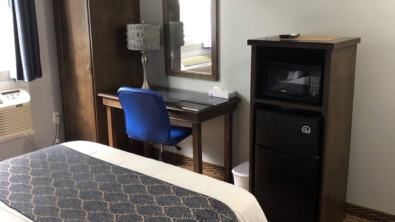 Photo of Bedroom in Owen Sound