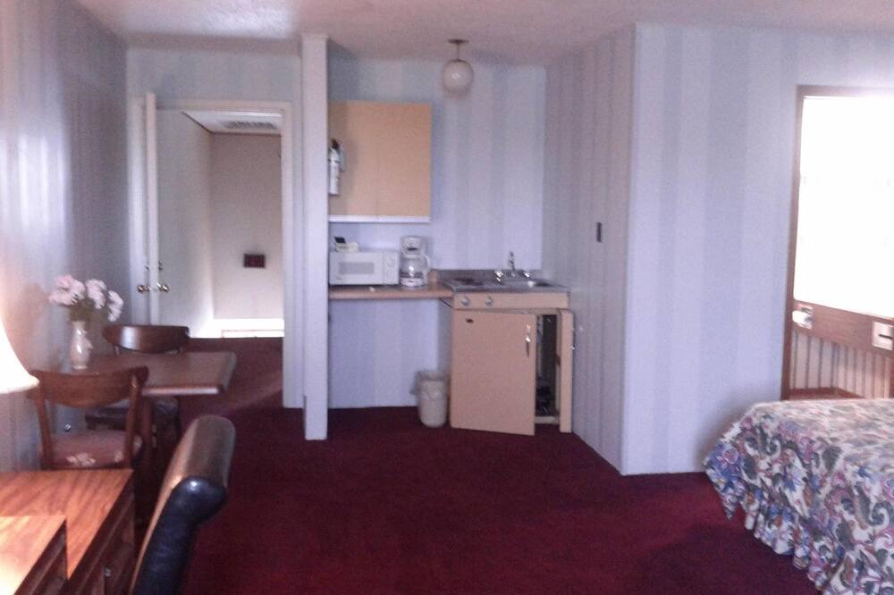 Photo of Bedroom in Owen Sound