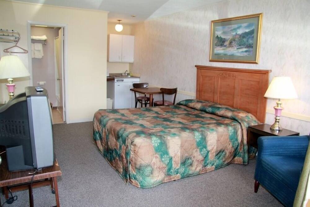 Photo of Bedroom in Owen Sound