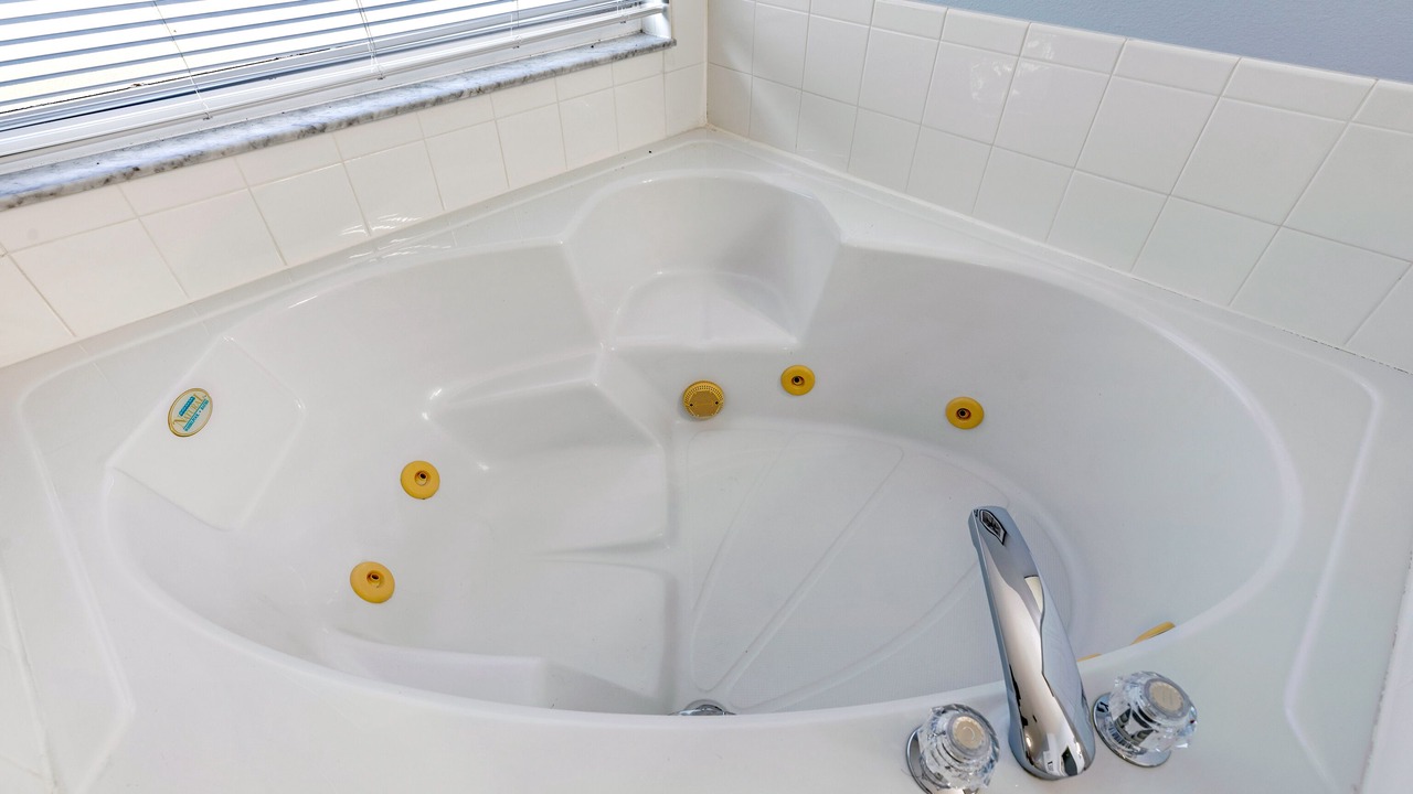 Photo of Bathroom in Crescent Lakes