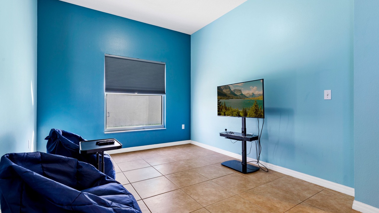 Photo of Bedroom in Crescent Lakes