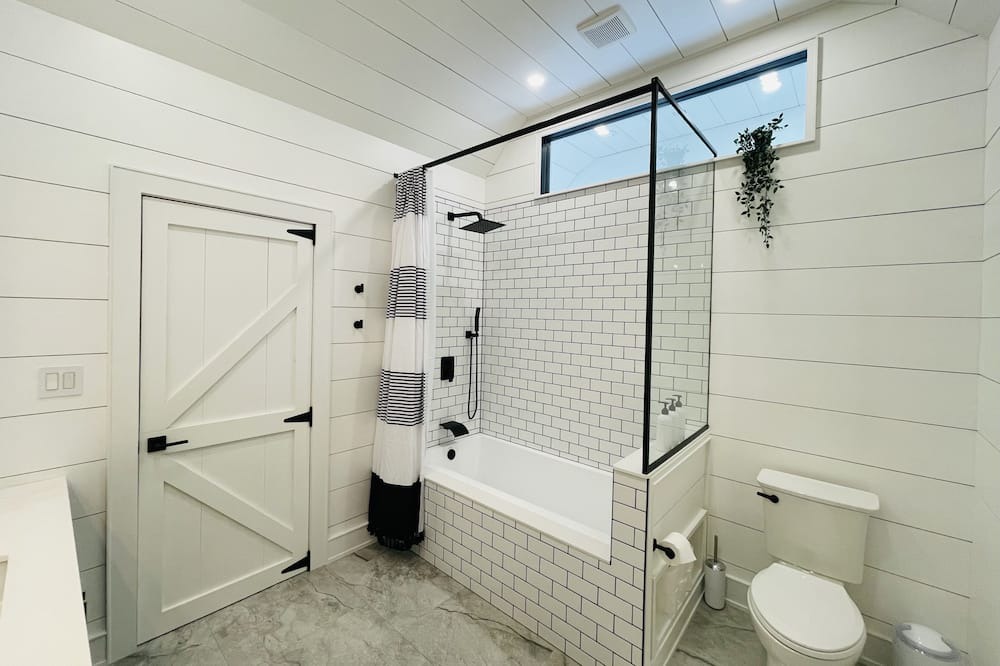 Photo of Bathroom in Seguin