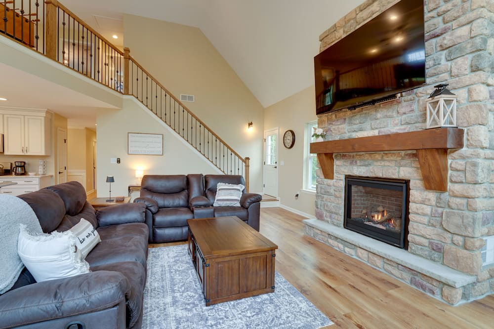 Photo of Livingroom in Sybertsville