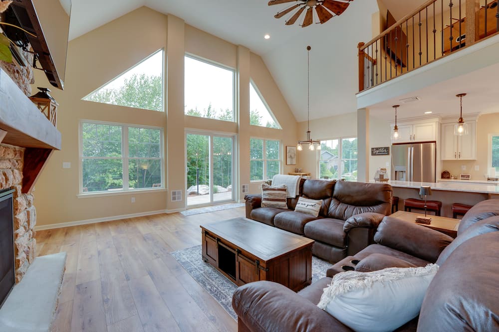 Photo of Livingroom in Sybertsville