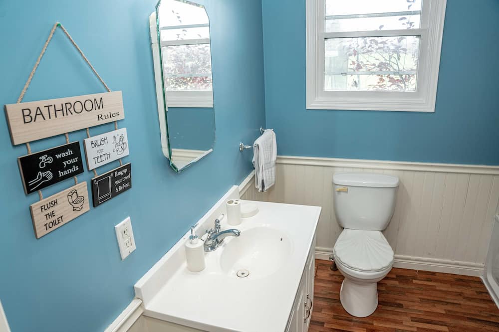 Photo of Bathroom in Shelburne