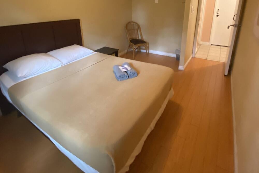 Photo of Bedroom in Parkdale