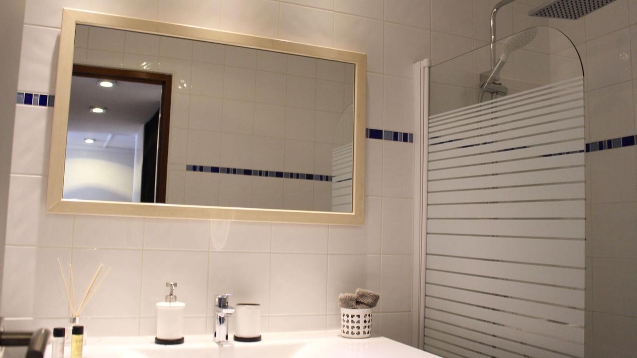 Photo of Bathroom in Chaussee-d'Antin