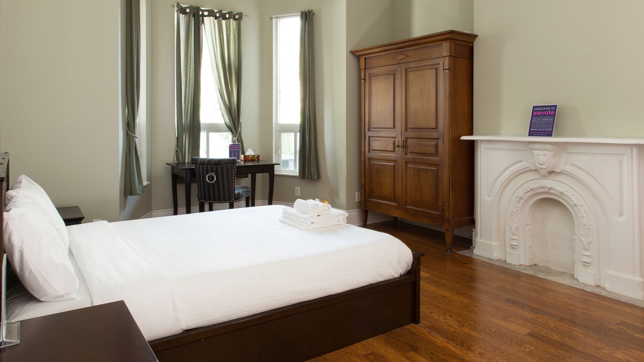 Photo of Bedroom in Cabbagetown