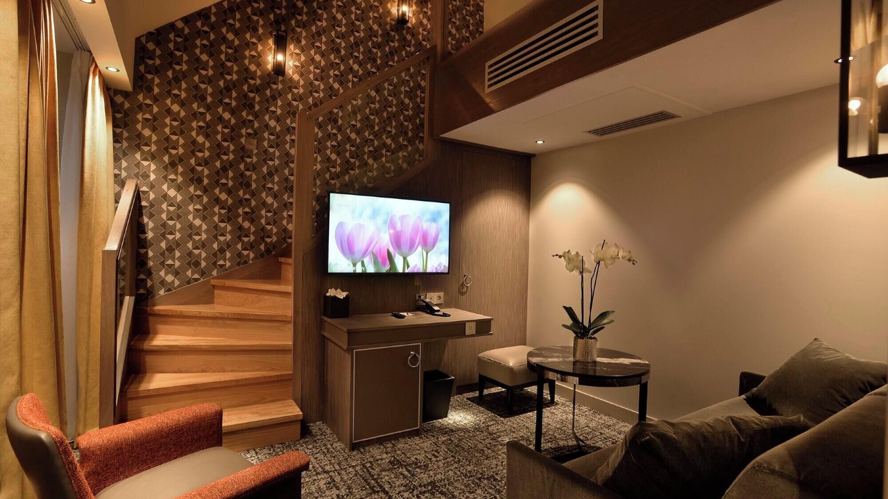Photo of Bedroom in Latin