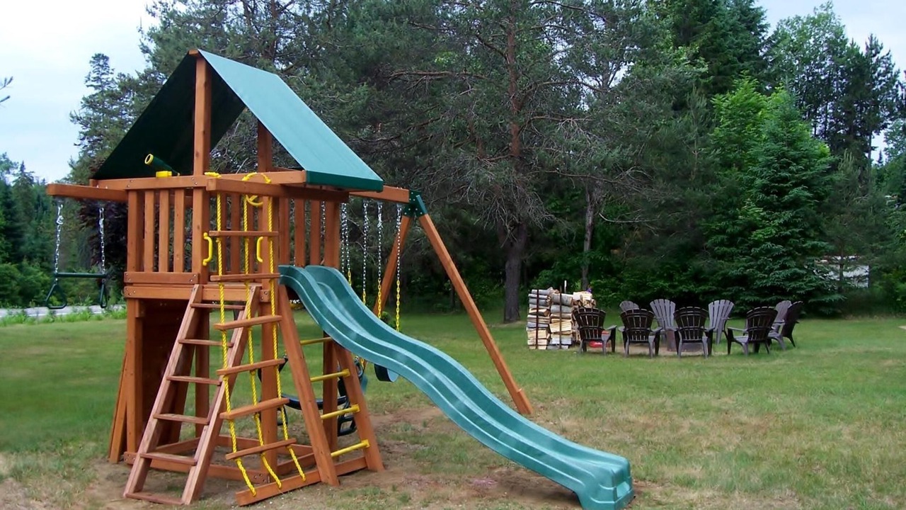 Photo of Others in Dwight