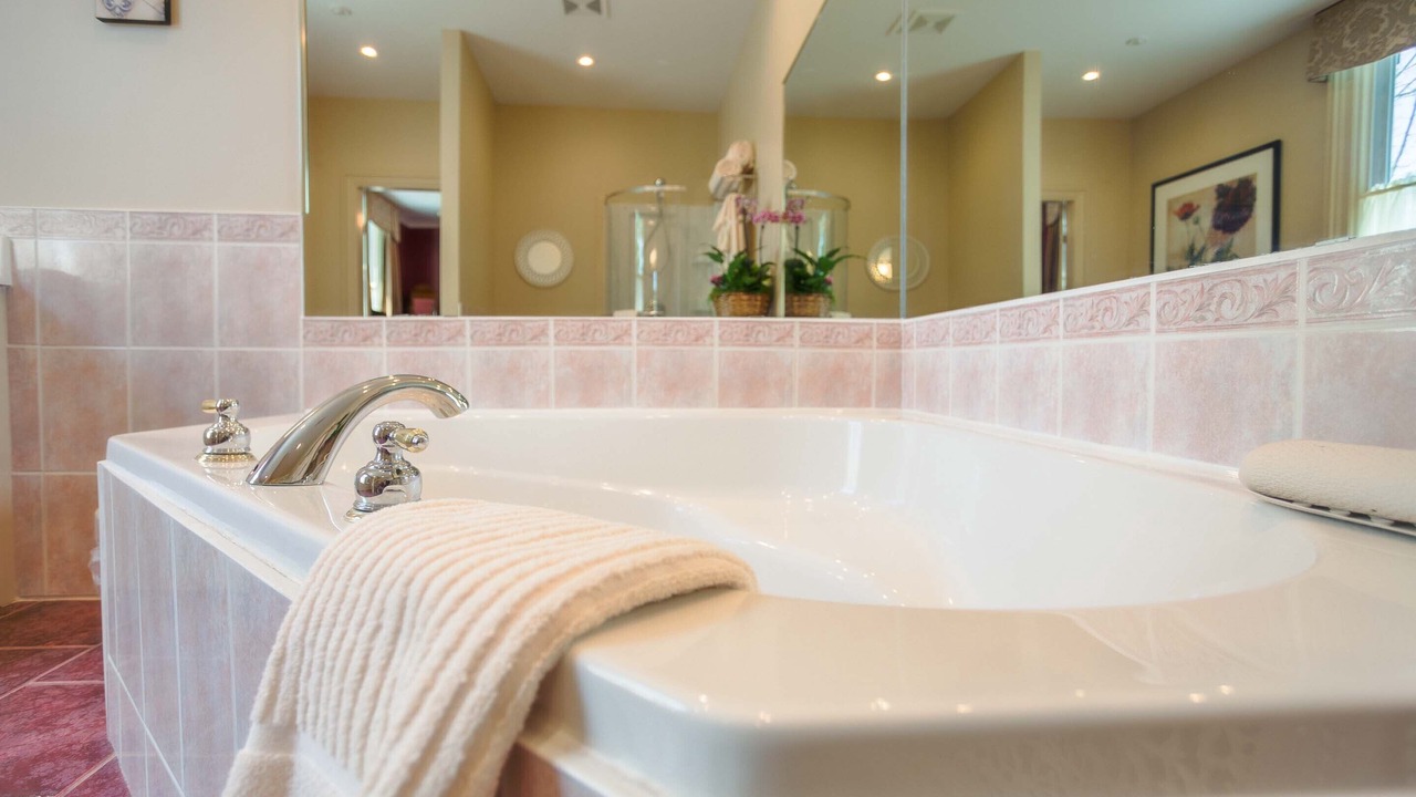 Photo of Bathroom in Gananoque