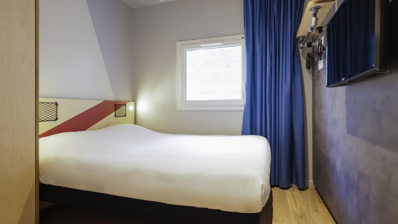 Photo of Bedroom in Villemomble