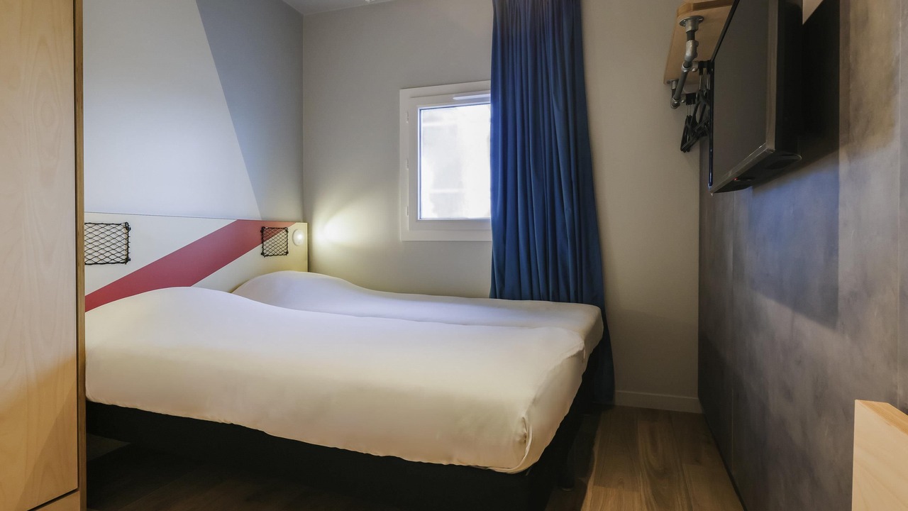 Photo of Bedroom in Villemomble