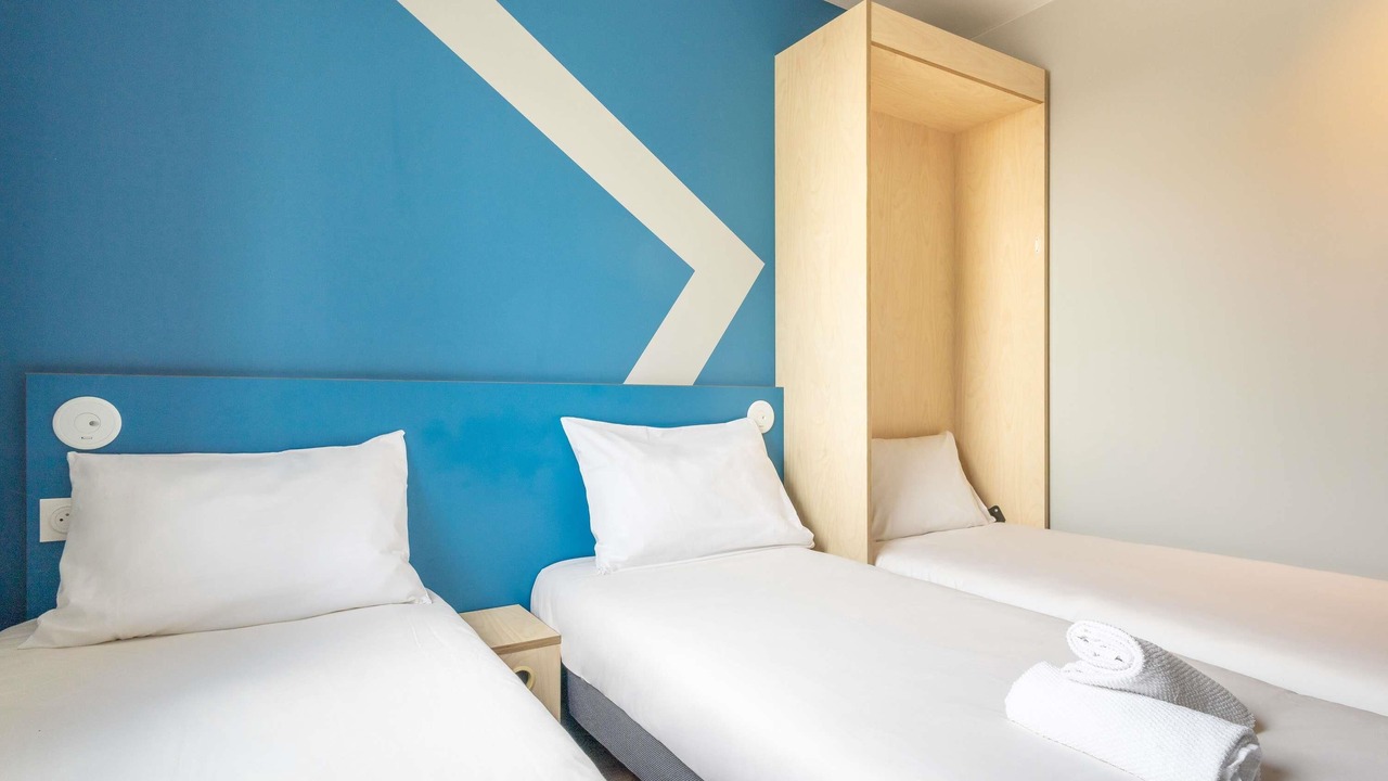 Photo of Bedroom in Plateau - Mont-Valerien