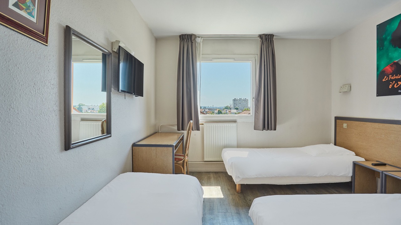 Photo of Bedroom in Joinville-le-Pont