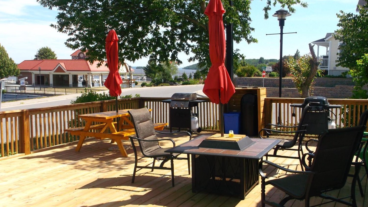 Photo of Patio Balcony in Timiskaming District