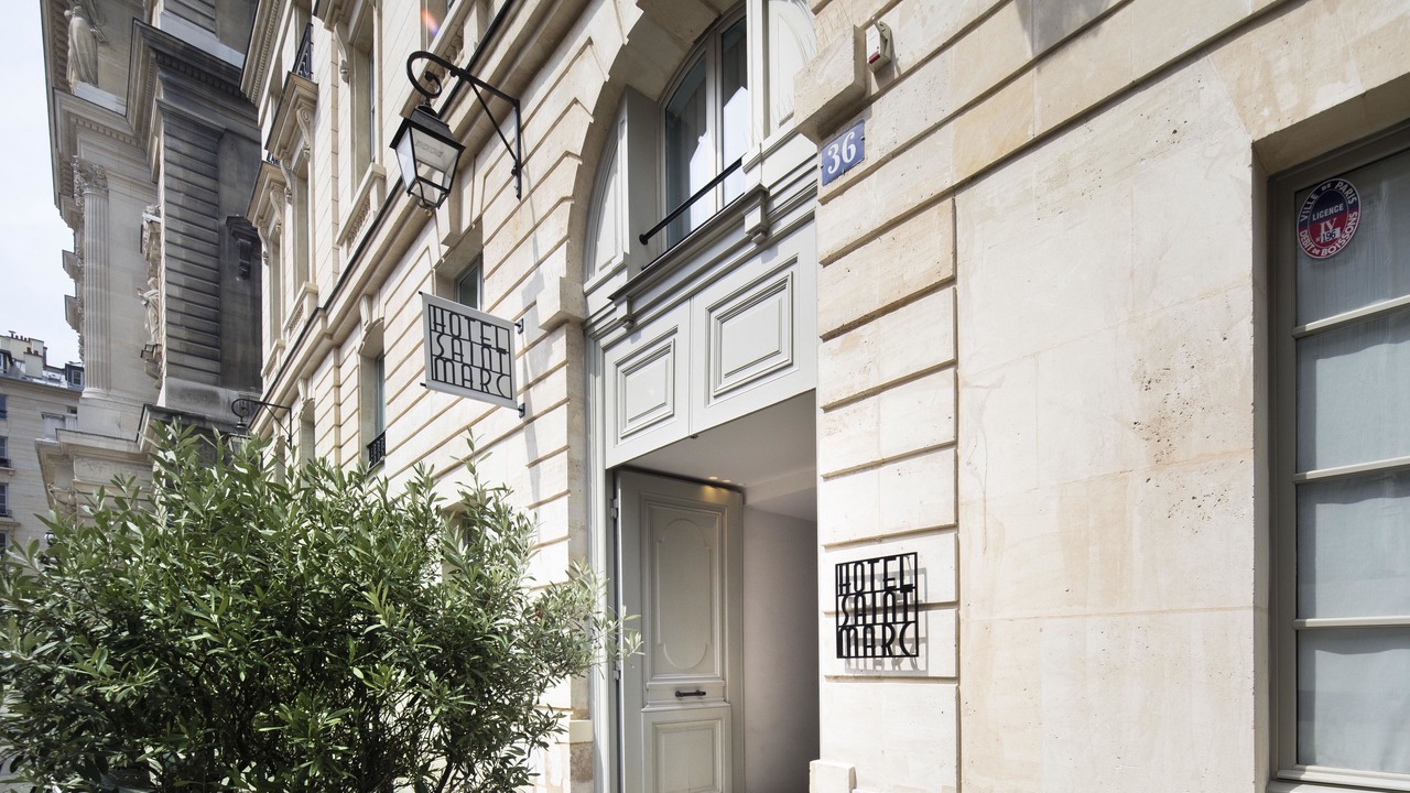 Photo of Outdoor in Vivienne