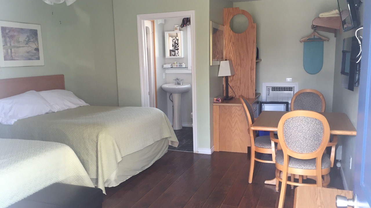 Photo of Livingroom in Manitoulin District